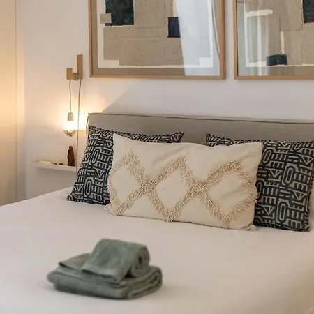 Daire Enchanting Tailor Made Duplex