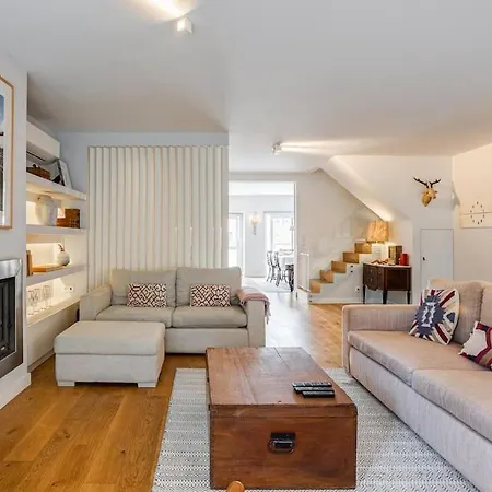 Daire Enchanting Tailor Made Duplex