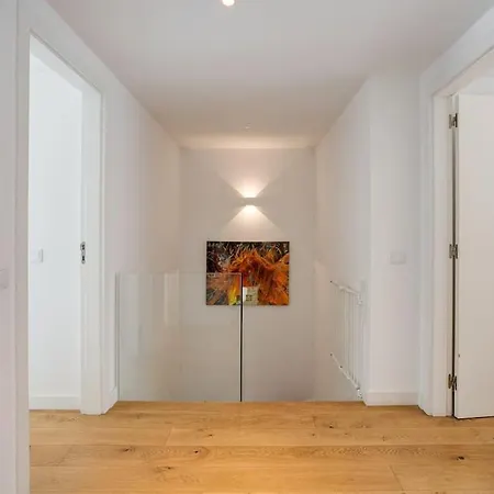 Enchanting Tailor Made Duplex * Лісабон