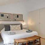 شقة Enchanting Tailor Made Duplex *